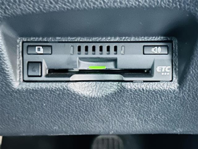 プリウス Ｓセーフティプラス　純正ナビバックカメラクルーズコントロール（18枚目）