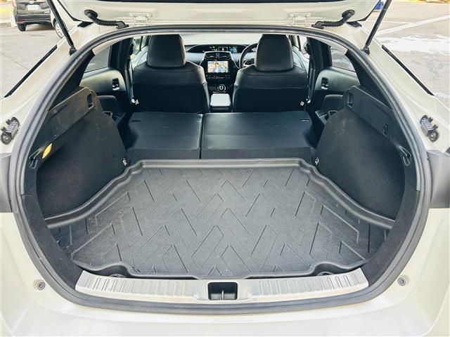 プリウス Ｓセーフティプラス　純正ナビバックカメラクルーズコントロール（25枚目）