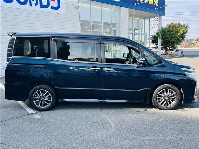 ヴォクシー ZS 煌 純正ナビゲーション・バックカメラ・両側電動スライドドア・ドラレコ・ETC(30枚目)