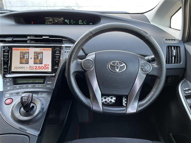 プリウス Ｓツーリングセレクション・Ｇ’ｓ　アルパインナビ・バックカメラ・ＥＴＣ（8枚目）