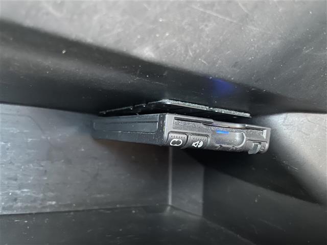 N-BOXカスタム G・Aパッケージ 純正ナビゲーション・バックカメラ・片側電動スライドドア・ETC(8枚目)