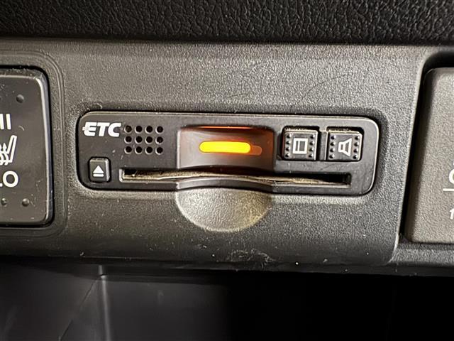 Ｎ－ＢＯＸカスタム Ｇ　ターボＳＳブラックスタイルパッケージ　純正ナビ　ＥＴＣ　シートヒーター（5枚目）