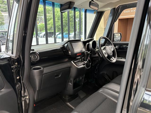 Ｎ－ＢＯＸカスタム Ｇ　ターボＳＳブラックスタイルパッケージ　純正ナビ　ＥＴＣ　シートヒーター（10枚目）