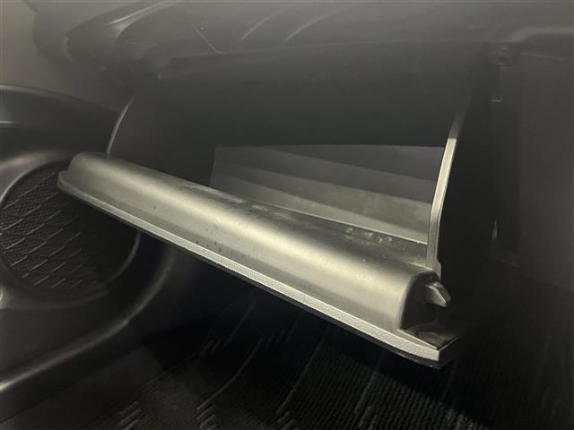 プリウス Ｓ　ドラレコ　バックカメラ　ＥＴＣ　スペアキ―（22枚目）