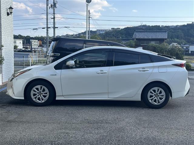 プリウス Ｓ　ドラレコ　バックカメラ　ＥＴＣ　スペアキ―（28枚目）