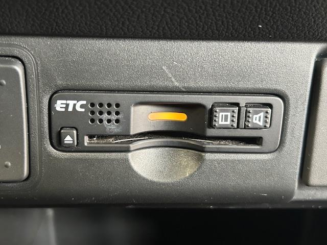 Ｎ－ＢＯＸカスタム Ｇ　ターボＳＳパッケージ　社外ナビ　フルセグ　シートヒーター（4枚目）