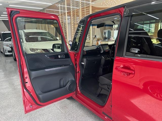 Ｎ－ＢＯＸカスタム Ｇ　ターボＳＳパッケージ　社外ナビ　フルセグ　シートヒーター（8枚目）