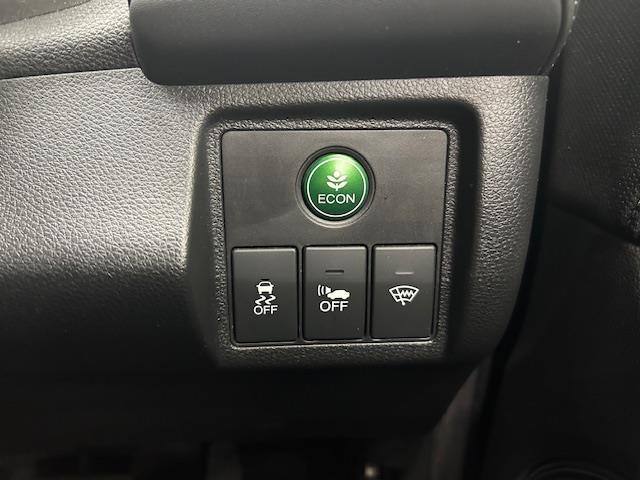 ヴェゼル ハイブリッドＺ　純正ＳＤナビ　バックカメラ　ワンセグＴＶ　ＥＴＣ　クルーズコントロール　ハーフレザーシート　前席シートヒーター　純正フロアマット　オートライト　ＬＥＤヘッドライト　ウインカミラー　電動格納ミラー（20枚目）