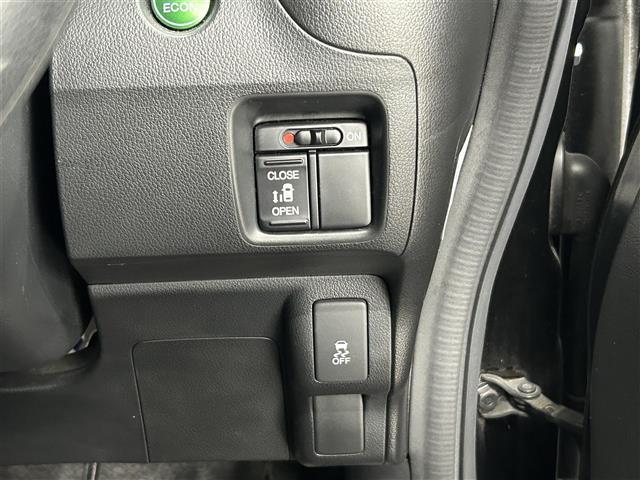 Ｎ－ＢＯＸカスタム Ｇ・Ｌパッケージ　純正ＳＤナビ　バックカメラ　ワンセグＴＶ　片側パワースライドドア　ＥＴＣ　ＨＩＤヘッドライト　オートライト　フォグランプ　プッシュスタート　スマートキー　電動格納ミラー（8枚目）