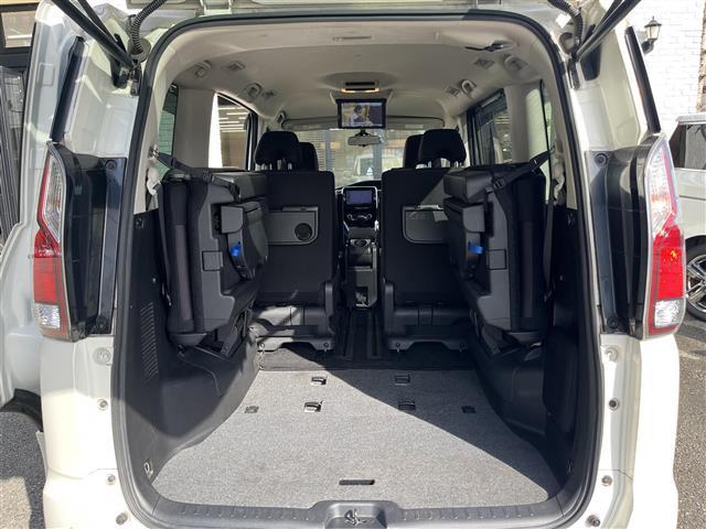 セレナ ハイウェイスター　Ｖセレクション　純正ナビ　アラウンドビューモニター（21枚目）