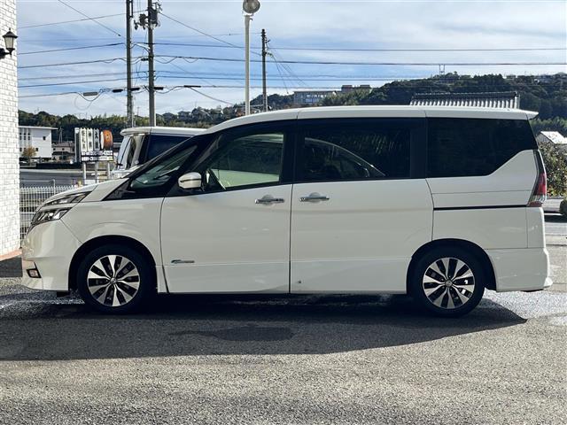 セレナ ハイウェイスター　Ｖセレクション　純正ナビ　アラウンドビューモニター（33枚目）