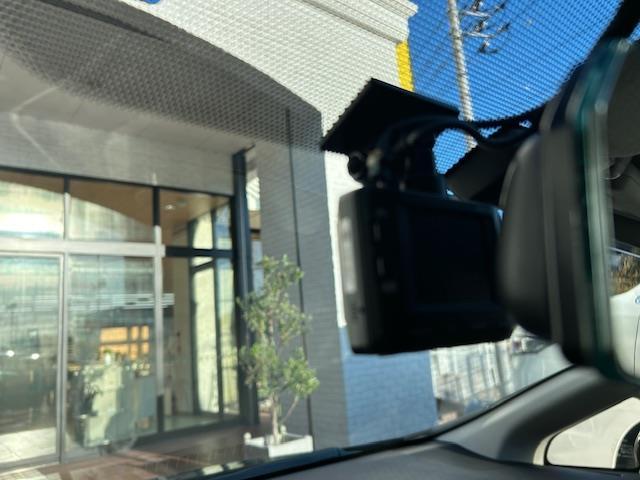 プリウスアルファ S Lセレクション Alpineナビ バックカメラ フルセグテレビ LEDヘッドライト スマートキー プッシュスタート ステアリングスイッチ オートライト フロアマット ドアバイザー TRDエアロパーツ(6枚目)