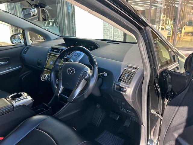 プリウスアルファ S Lセレクション Alpineナビ バックカメラ フルセグテレビ LEDヘッドライト スマートキー プッシュスタート ステアリングスイッチ オートライト フロアマット ドアバイザー TRDエアロパーツ(10枚目)