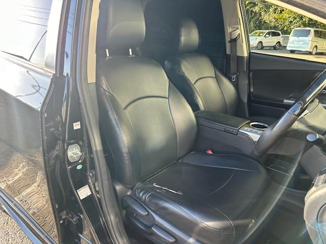 プリウスアルファ S Lセレクション Alpineナビ バックカメラ フルセグテレビ LEDヘッドライト スマートキー プッシュスタート ステアリングスイッチ オートライト フロアマット ドアバイザー TRDエアロパーツ(11枚目)