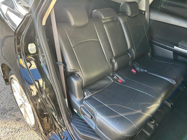 プリウスアルファ S Lセレクション Alpineナビ バックカメラ フルセグテレビ LEDヘッドライト スマートキー プッシュスタート ステアリングスイッチ オートライト フロアマット ドアバイザー TRDエアロパーツ(16枚目)