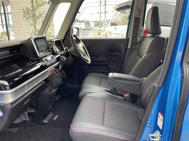 スペーシアカスタム ハイブリッドＸＳ　社外ナビ　バックカメラ　ドライブレコーダー　レーダーブレーキサポート　両側電動スライドドア　スマートキー　プッシュスタート　ドアバイザー　フロアマット　１５インチ純正アルミホイール（4枚目）