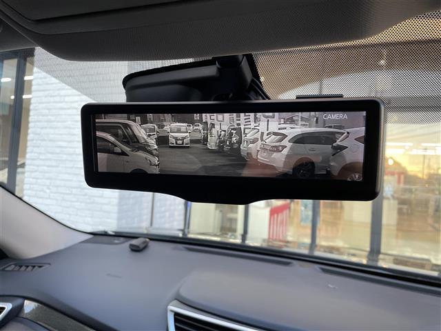 エクストレイル ２０Ｘ　ＨＶエクストリーマＸエマジェンシーブレーキＰ　純正メーカーナビ　テレビ　アラウンドビューモニター　ステアリングスイッチ　ビルトインＥＴＣ　エマージェシーブレーキ　スマートルームミラー　インテリキー　シートヒート（12枚目）