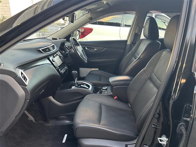 エクストレイル ２０Ｘ　ＨＶエクストリーマＸエマジェンシーブレーキＰ　純正メーカーナビ　テレビ　アラウンドビューモニター　ステアリングスイッチ　ビルトインＥＴＣ　エマージェシーブレーキ　スマートルームミラー　インテリキー　シートヒート（25枚目）