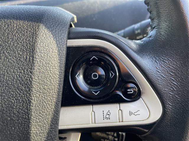 プリウス S レーンキープアシスト/アイドリング/クルーズコントロール(追従走行なし)/スマートキー/パワステ/バックカメラ/Bluetooth/(24枚目)