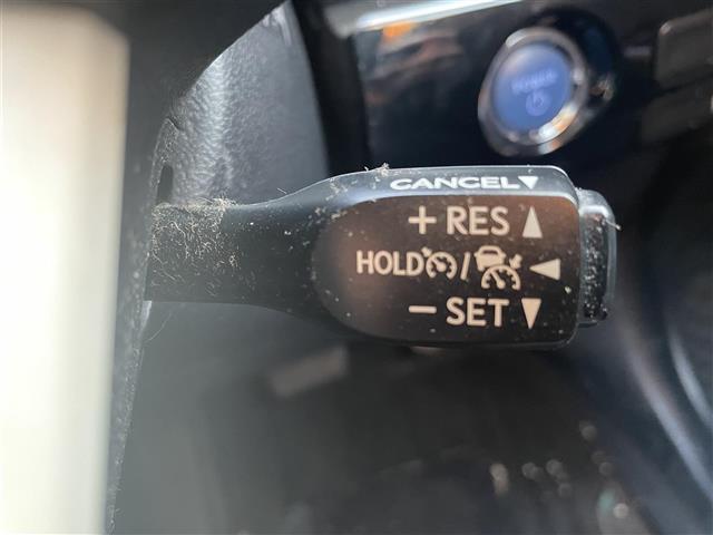 プリウス S レーンキープアシスト/アイドリング/クルーズコントロール(追従走行なし)/スマートキー/パワステ/バックカメラ/Bluetooth/(25枚目)