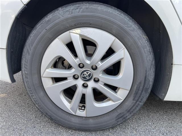 プリウス S レーンキープアシスト/アイドリング/クルーズコントロール(追従走行なし)/スマートキー/パワステ/バックカメラ/Bluetooth/(33枚目)