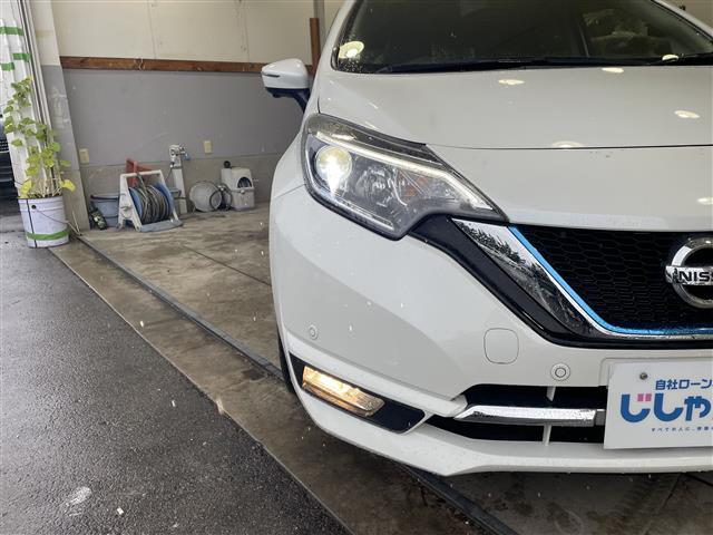 ノート e-パワー メダリスト アイドリング/Bluetooth/スマートキー/パワステ/ETC/LEDヘッドライト/HDDナビ(8枚目)