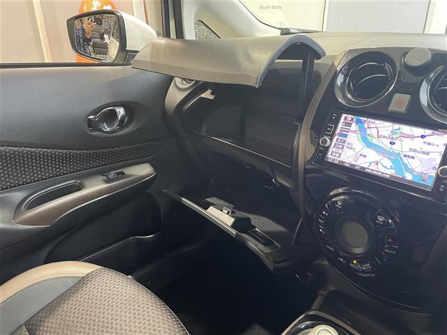 ノート e-パワー メダリスト アイドリング/Bluetooth/スマートキー/パワステ/ETC/LEDヘッドライト/HDDナビ(29枚目)