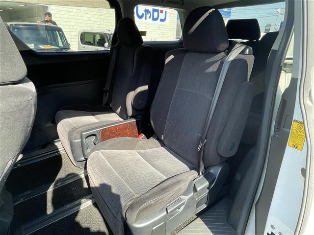 ヴェルファイア 2.4Z 社外ナビ<CD/DVD/BT/SD/MSV>/バックカメラ/両側パワースライドドア/アルパインフリップダウンモニター/コーナーセンサー/オットマン/nanoeエアコン/HIDヘッドライト/フォグランプ(23枚目)