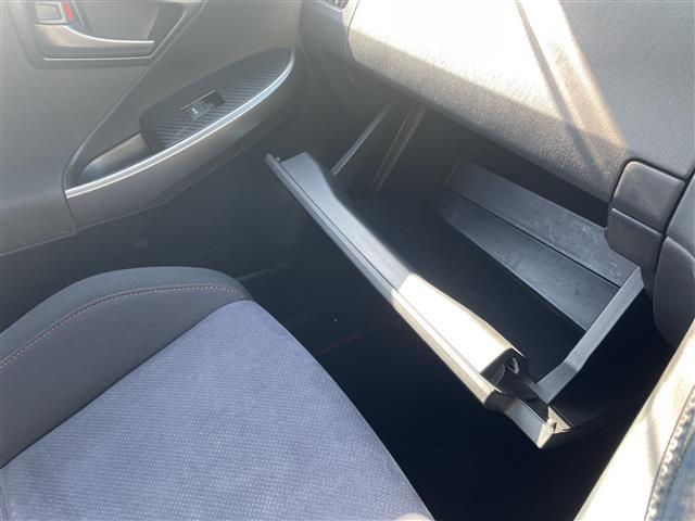 プリウス Sツーリングセレクション・G’s /純正HDDナビ(NHZN-X62G)(HDD/BT/フルセグTV/SD/DISC)/バックカメラ/LEDヘッドライト/ETC/革巻きハンドル/ステアリングスイッチ/スマートキー(27枚目)