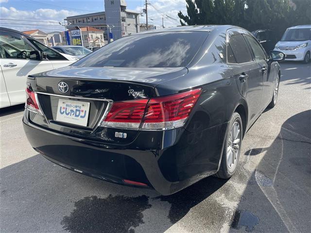 クラウンハイブリッド ロイヤル　パワステ／Ｂｌｕｅｔｏｏｔｈ／スマートキー／プッシュスタート／ドライブレコーダー／ＥＴＣ／バックカメラ（3枚目）