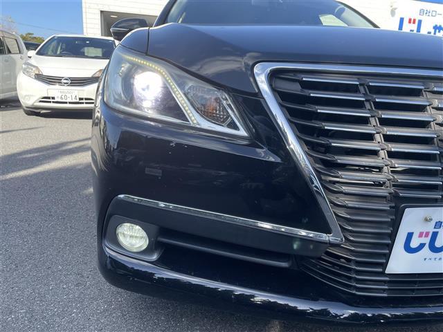 クラウンハイブリッド ロイヤル　パワステ／Ｂｌｕｅｔｏｏｔｈ／スマートキー／プッシュスタート／ドライブレコーダー／ＥＴＣ／バックカメラ（8枚目）