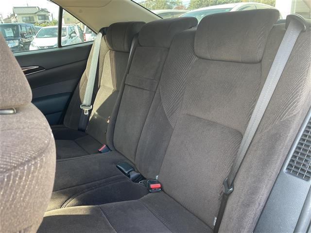 クラウンハイブリッド ロイヤル　パワステ／Ｂｌｕｅｔｏｏｔｈ／スマートキー／プッシュスタート／ドライブレコーダー／ＥＴＣ／バックカメラ（15枚目）