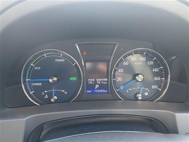 クラウンハイブリッド ロイヤル　パワステ／Ｂｌｕｅｔｏｏｔｈ／スマートキー／プッシュスタート／ドライブレコーダー／ＥＴＣ／バックカメラ（23枚目）