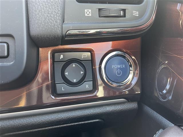 クラウンハイブリッド ロイヤル　パワステ／Ｂｌｕｅｔｏｏｔｈ／スマートキー／プッシュスタート／ドライブレコーダー／ＥＴＣ／バックカメラ（25枚目）