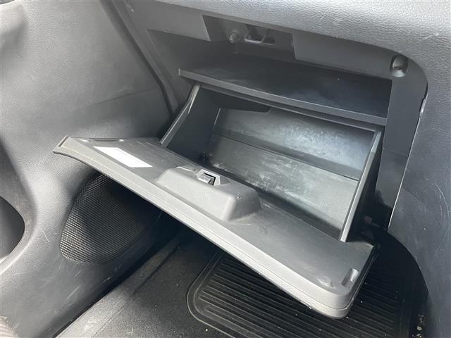 セレナ ハイウェイスターG 純正ナビ(AM/FM/フルセグ/BT/AUX)/アラウンドビューモニター/アイドリングストップ/追従付きクルーズコントロール/フリップダウンモニター/サンシェード/デジタルインナーミラー(18枚目)