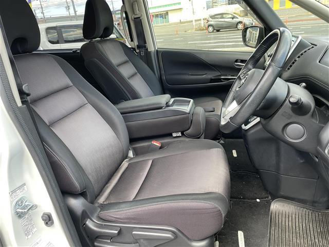 セレナ ハイウェイスターG 純正ナビ(AM/FM/フルセグ/BT/AUX)/アラウンドビューモニター/アイドリングストップ/追従付きクルーズコントロール/フリップダウンモニター/サンシェード/デジタルインナーミラー(20枚目)