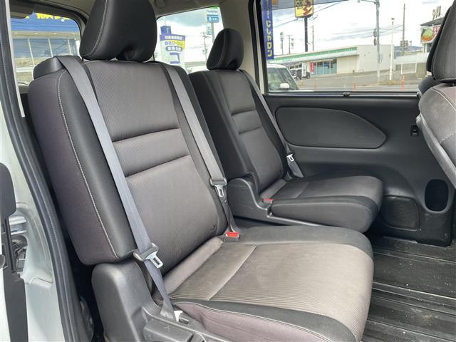 セレナ ハイウェイスターG 純正ナビ(AM/FM/フルセグ/BT/AUX)/アラウンドビューモニター/アイドリングストップ/追従付きクルーズコントロール/フリップダウンモニター/サンシェード/デジタルインナーミラー(22枚目)