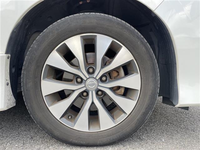 セレナ ハイウェイスターG 純正ナビ(AM/FM/フルセグ/BT/AUX)/アラウンドビューモニター/アイドリングストップ/追従付きクルーズコントロール/フリップダウンモニター/サンシェード/デジタルインナーミラー(40枚目)