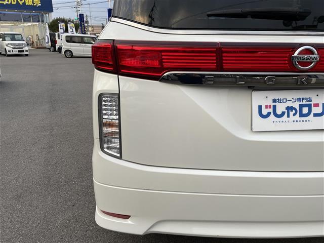 エルグランド 250ハイウェイスター 社外ナビ 社外フリップダウンモニター 両側パワスラ 半革シート 革巻きステアリング オートライト ウィンカーミラー 木目調パネルETC(10枚目)