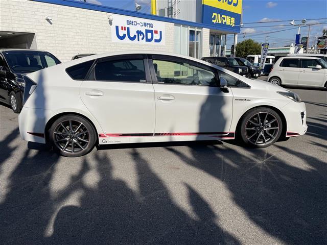 プリウス Sツーリングセレクション・G’s Bluetooth/スマートキー/パワステ/バックカメラ/フロントカメラ/純正ナビ/ETC(4枚目)