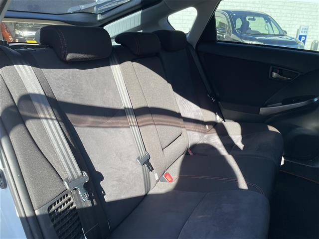 プリウス Sツーリングセレクション・G’s Bluetooth/スマートキー/パワステ/バックカメラ/フロントカメラ/純正ナビ/ETC(14枚目)