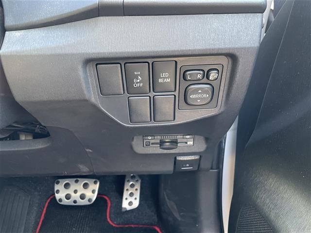 プリウス Sツーリングセレクション・G’s Bluetooth/スマートキー/パワステ/バックカメラ/フロントカメラ/純正ナビ/ETC(24枚目)