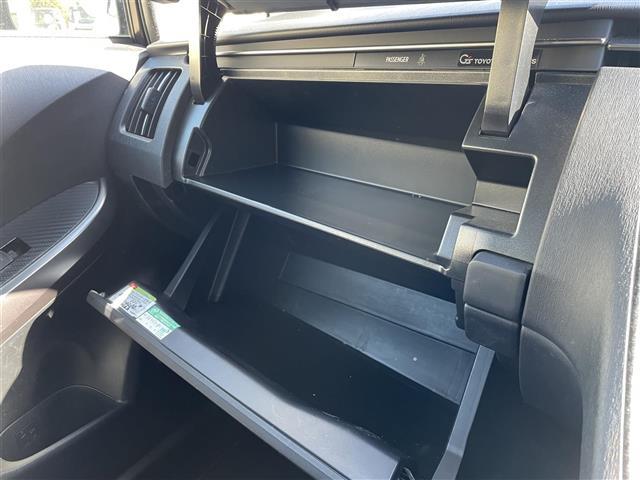 プリウス Sツーリングセレクション・G’s Bluetooth/スマートキー/パワステ/バックカメラ/フロントカメラ/純正ナビ/ETC(25枚目)