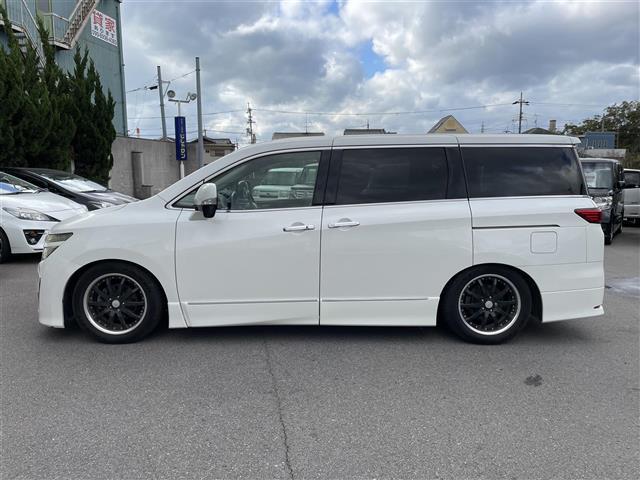 エルグランド 250ハイウェイスター バックカメラ/プッシュスタート/後席サンシェード/横滑り防止装置/オットマン/スマートキー/スペアキー×1/ビルトインETC/オットマン/電動格納ミラー(5枚目)