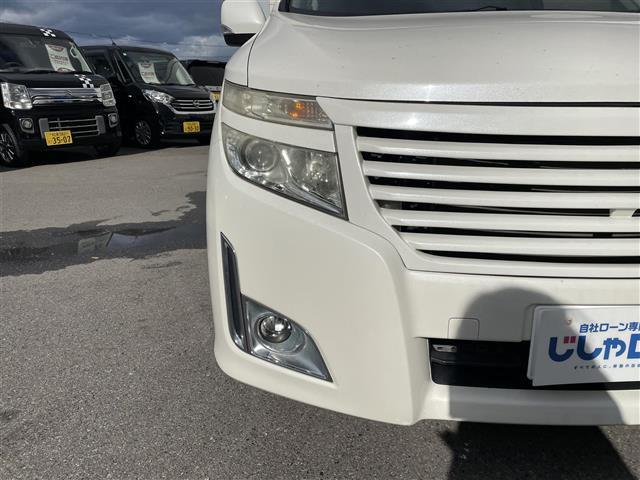 エルグランド 250ハイウェイスター バックカメラ/プッシュスタート/後席サンシェード/横滑り防止装置/オットマン/スマートキー/スペアキー×1/ビルトインETC/オットマン/電動格納ミラー(8枚目)