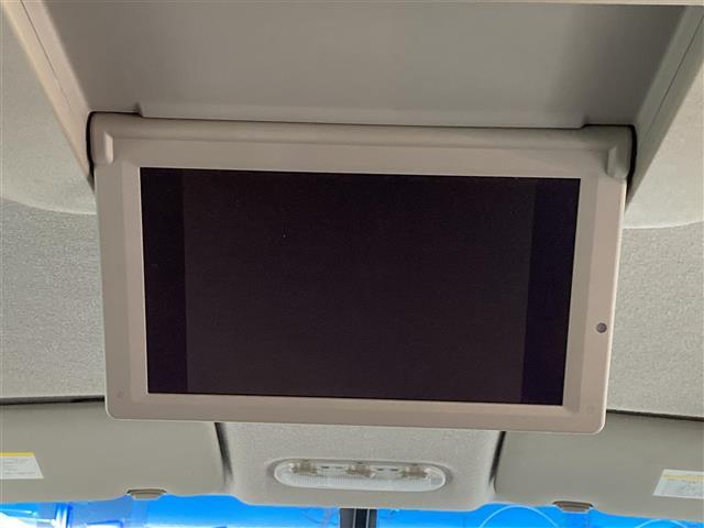 セレナ ハイウェイスター S-ハイブリッド 純正SDナビ フルセグTV Bluetooth接続 CD DVD ミュージックサーバー フリップダウンモニター 両側パワースライドドア 衝突軽減システム レーンキープアシスト 360°カメラ ETC(2枚目)