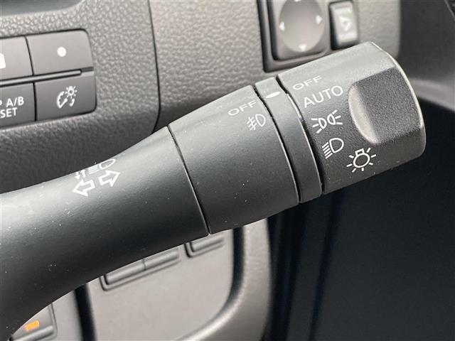 セレナ ハイウェイスター S-ハイブリッド 純正SDナビ フルセグTV Bluetooth接続 CD DVD ミュージックサーバー フリップダウンモニター 両側パワースライドドア 衝突軽減システム レーンキープアシスト 360°カメラ ETC(11枚目)