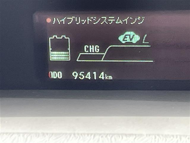 プリウス Ｓ　純正メモリナビ　ワンセグＴＶ　Ｂｌｕｅｔｏｏｔｈ接続　ＣＤ　ＤＶＤ　ミュージックサーバー　バックカメラ　ＥＴＣ　ＨＩＤヘッドライト　オートライト　プッシュスタート＆スマートキー（41枚目）