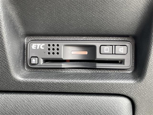 ステップワゴンスパーダ Ｚ　インターナビセレクション　純正ＨＤＤナビ　フルセグＴＶ　Ｂｌｕｅｔｏｏｔｈ接続　ＣＤ　ＤＶＤ　ミュージックサーバー　フリップダウンモニター　両側パワースライドドア　バックカメラ　クルーズコントロール　ＥＴＣ　ＨＩＤヘッドライト（14枚目）