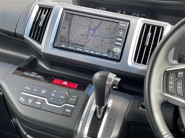 ステップワゴンスパーダ Ｚ　インターナビセレクション　純正ＨＤＤナビ　フルセグＴＶ　Ｂｌｕｅｔｏｏｔｈ接続　ＣＤ　ＤＶＤ　ミュージックサーバー　フリップダウンモニター　両側パワースライドドア　バックカメラ　クルーズコントロール　ＥＴＣ　ＨＩＤヘッドライト（16枚目）